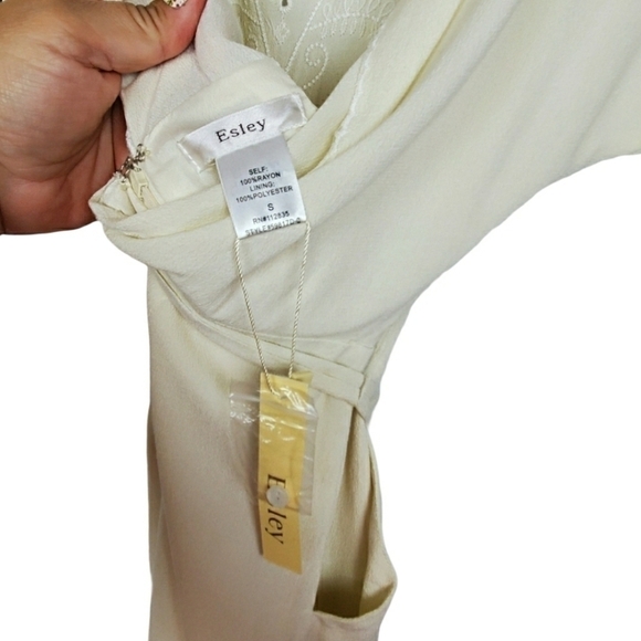 NWT Esley dress sz S peekaboo back and shoulder Egyptian style - Picture 14 of 14
